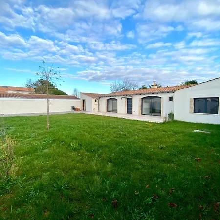 La Belle Rive 别墅 拉贝尔讷里昂雷茨